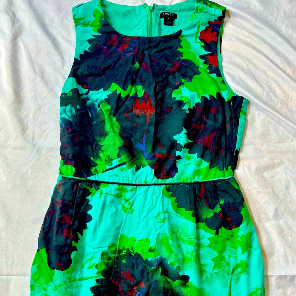 Floral size 4 J Crew dress. Worn once for wedding. Add a blazer for work!